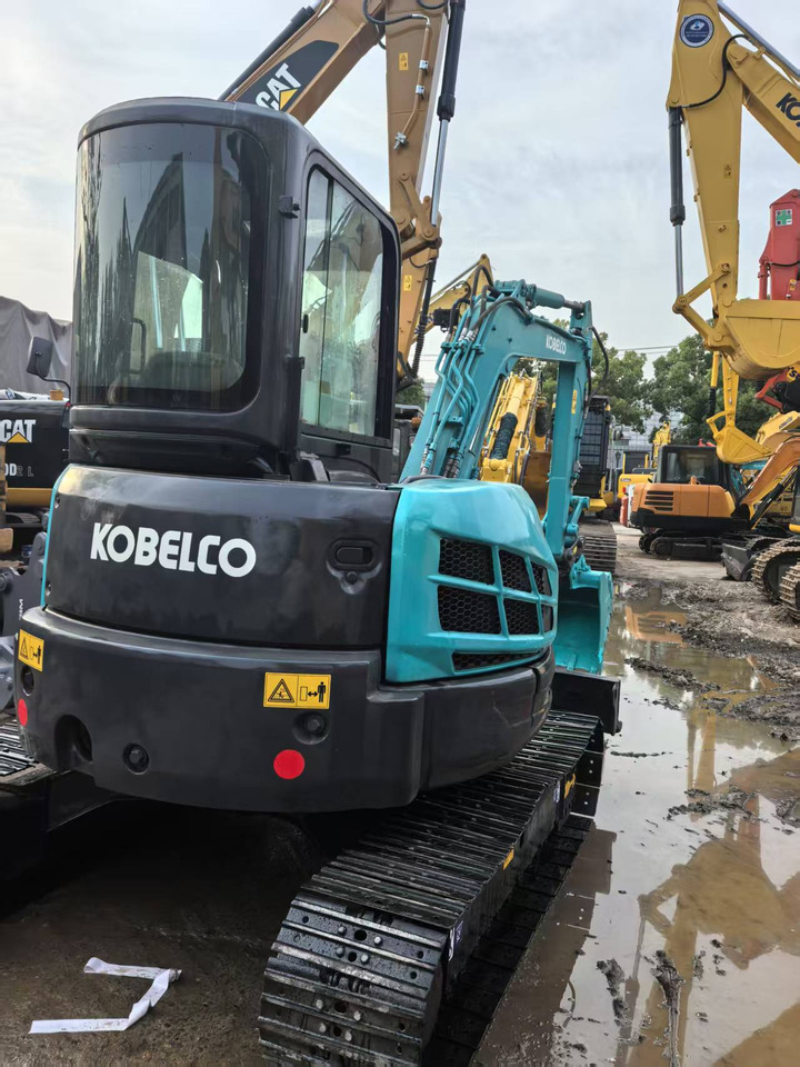 KOBELCO SK55SR - Мини багер: снимка 3 KOBELCO SK55SR - Мини багер: снимка 3