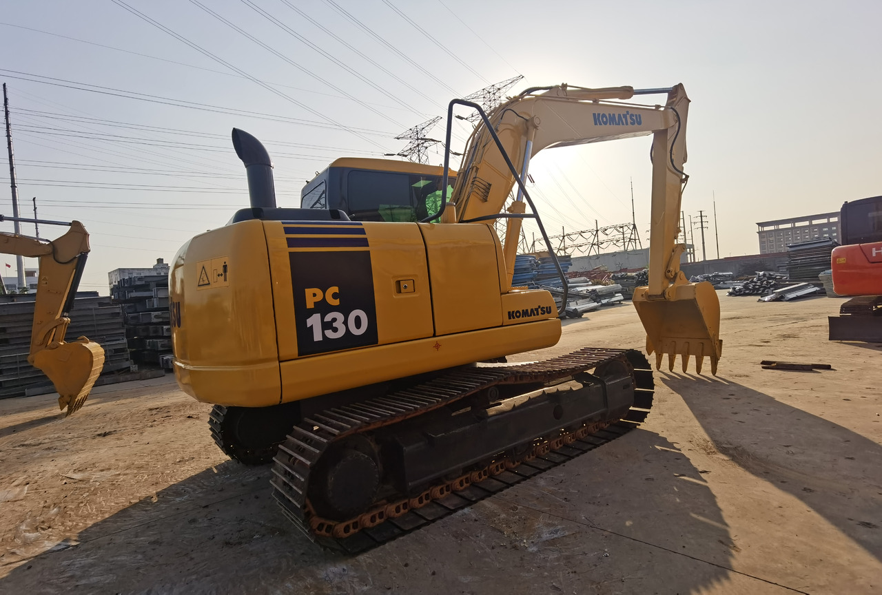 KOMATSU PC130-7 - Мини багер: снимка 2 KOMATSU PC130-7 - Мини багер: снимка 2