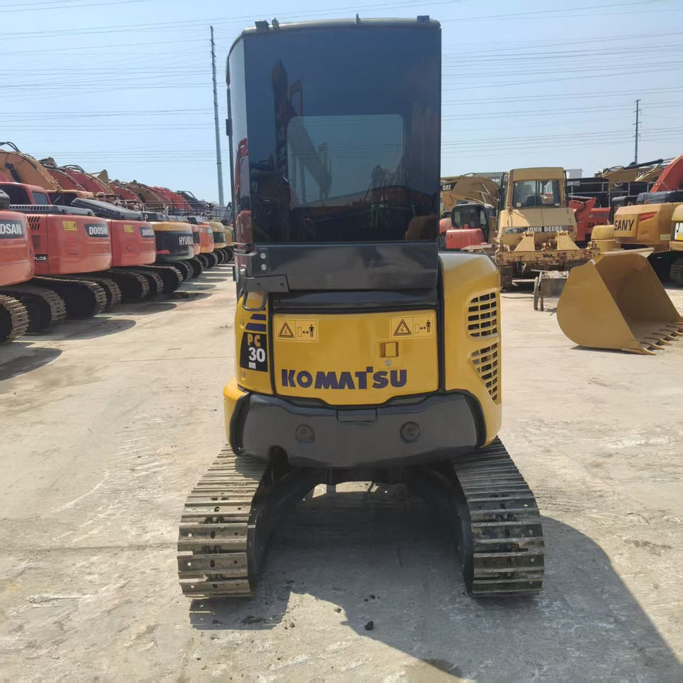 KOMATSU PC30 - Мини багер: снимка 4 KOMATSU PC30 - Мини багер: снимка 4