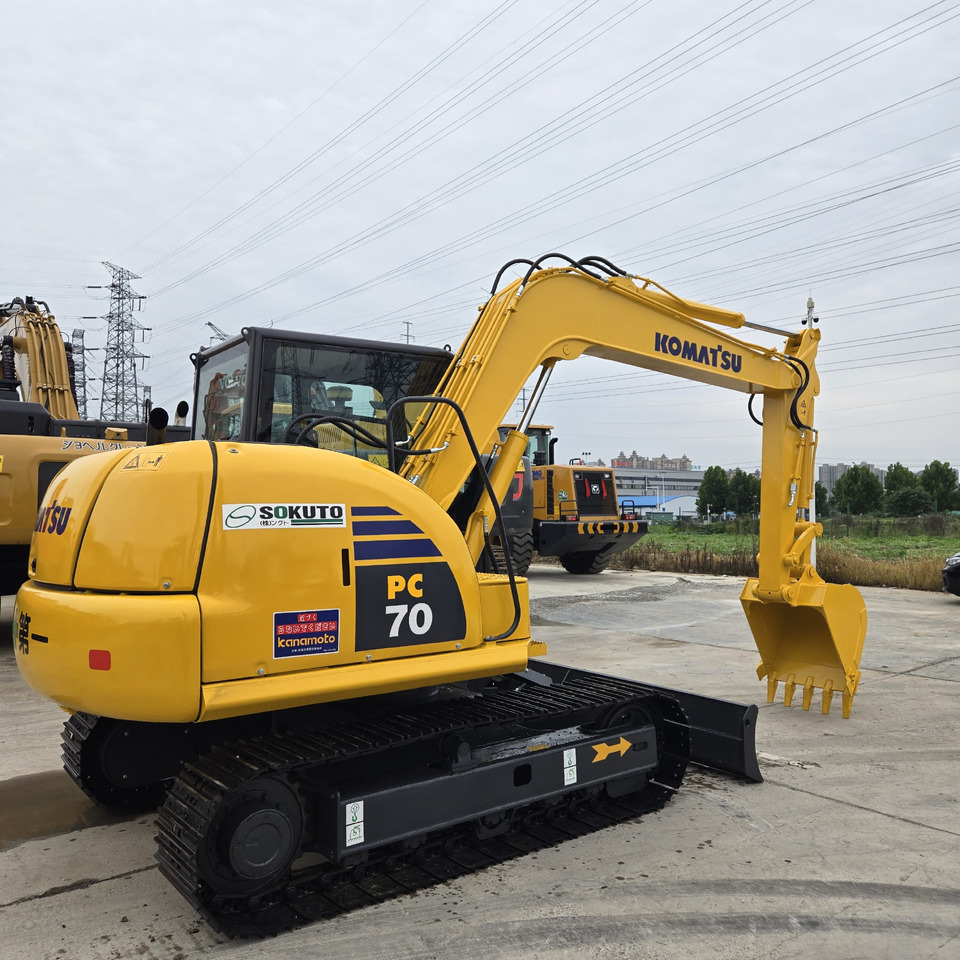 KOMATSU PC70-8 - Мини багер: снимка 1 KOMATSU PC70-8 - Мини багер: снимка 1
