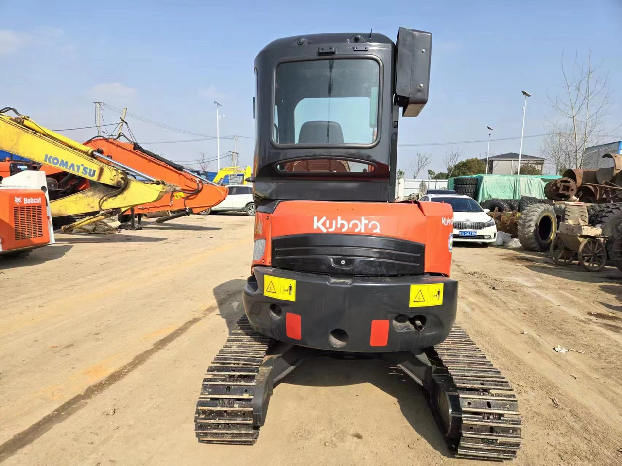 KUBOTA U35 - Мини багер: снимка 4 KUBOTA U35 - Мини багер: снимка 4