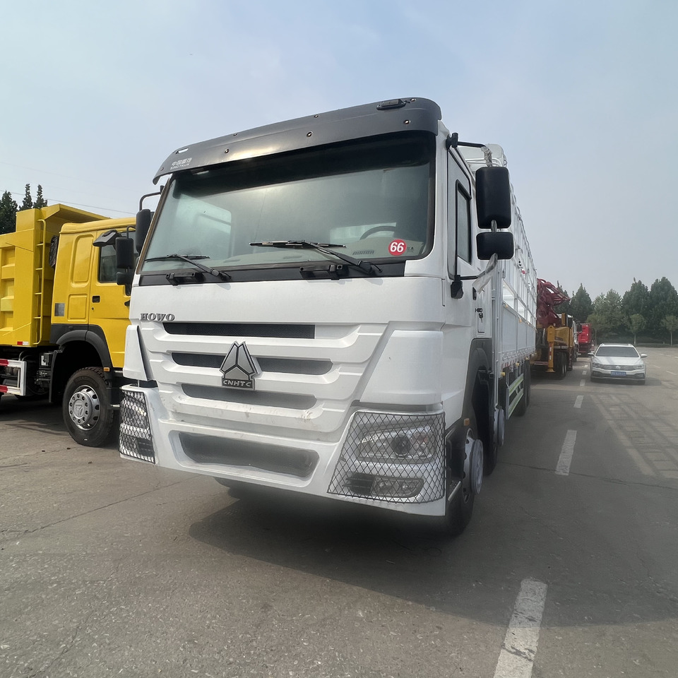 SINOTRUK HOWO 8*4 Fence Truck - Камион: снимка 5 SINOTRUK HOWO 8*4 Fence Truck - Камион: снимка 5