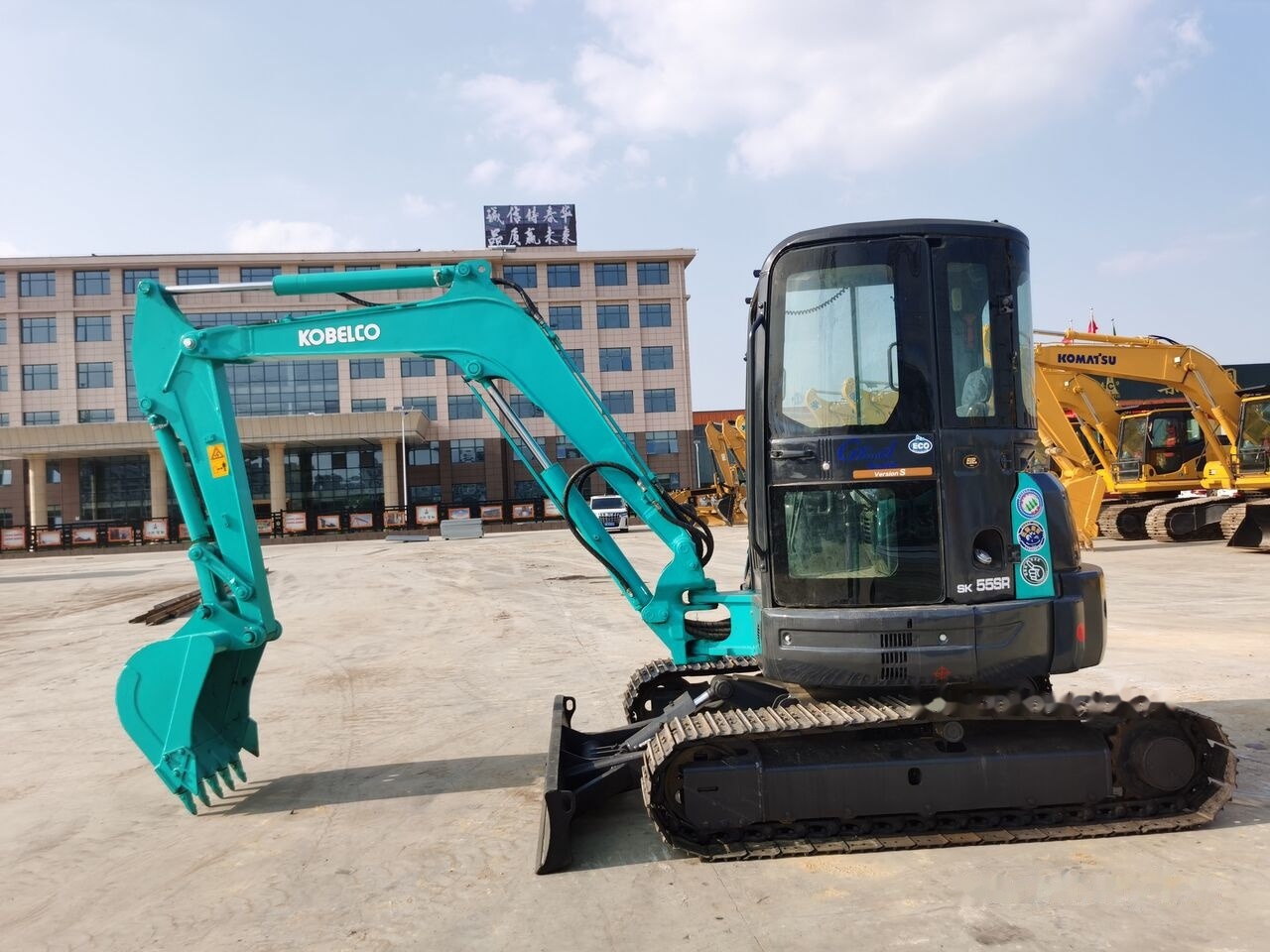 Kobelco SK55SR - Мини багер: снимка 5 Kobelco SK55SR - Мини багер: снимка 5