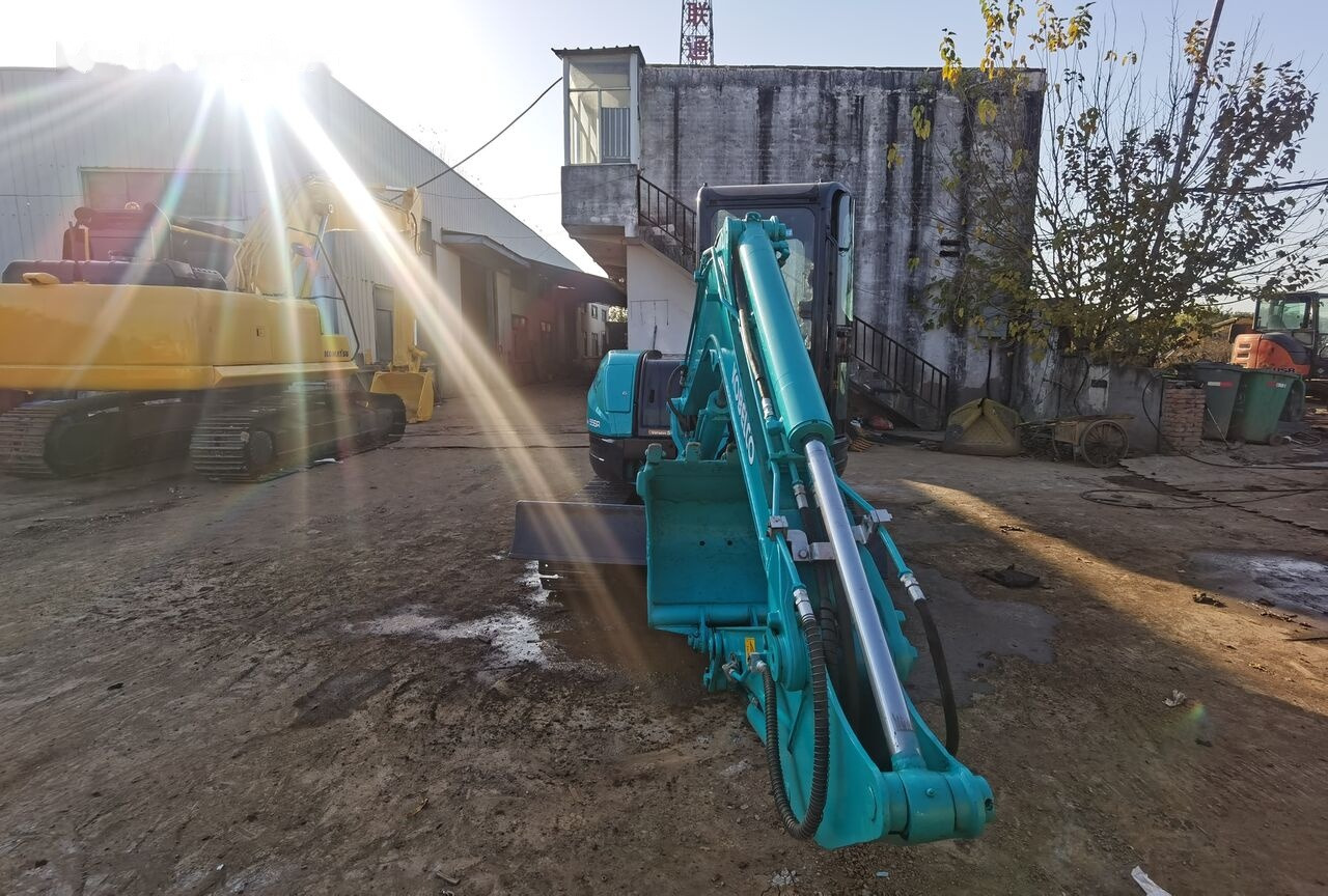 Kobelco SK55SR - Мини багер: снимка 2 Kobelco SK55SR - Мини багер: снимка 2