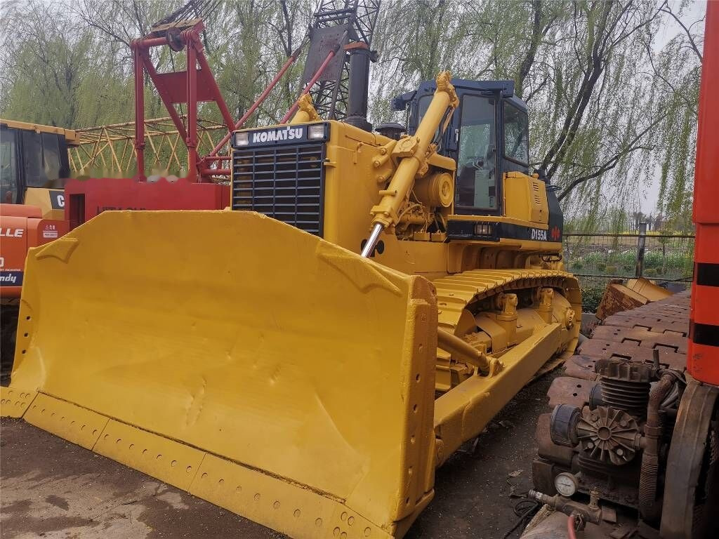 Komatsu D155A-2 - Булдозер: снимка 1 Komatsu D155A-2 - Булдозер: снимка 1