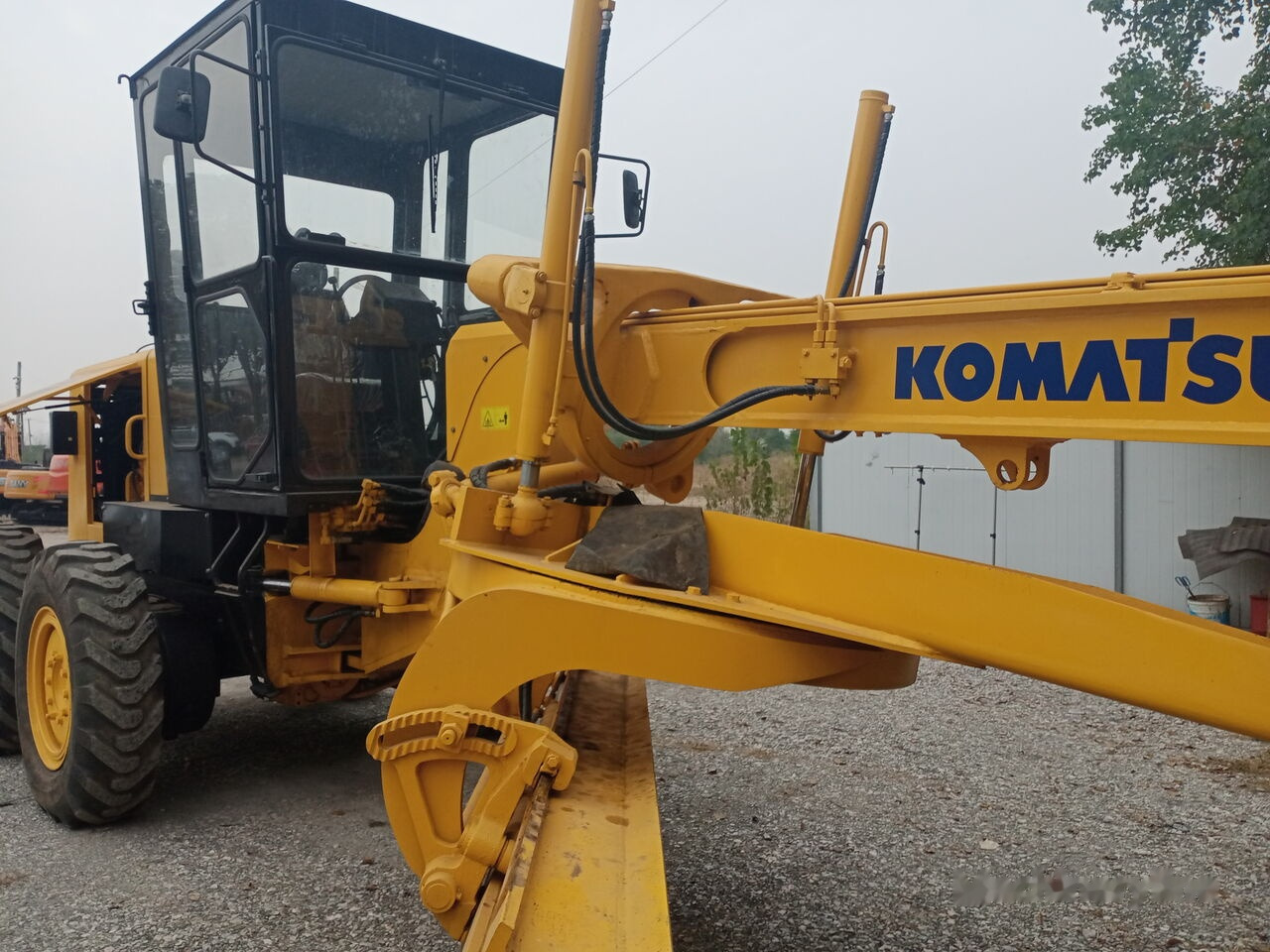 Грейдер Komatsu GD655: снимка 7