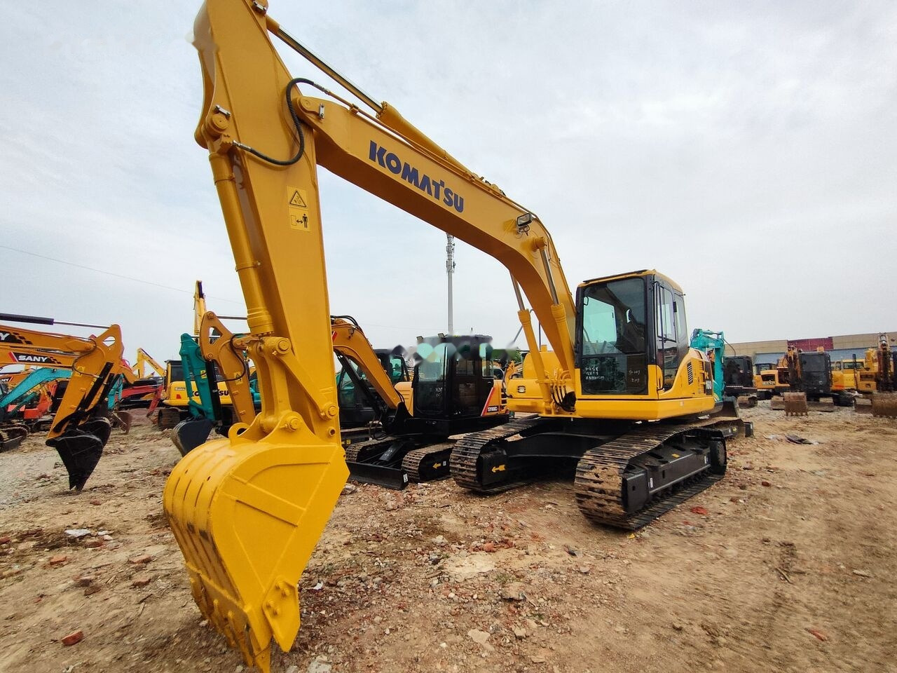 Верижен багер Komatsu PC160LC-7: снимка 6