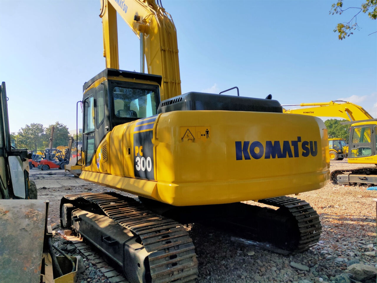 Komatsu PC300-7 - Верижен багер: снимка 2 Komatsu PC300-7 - Верижен багер: снимка 2