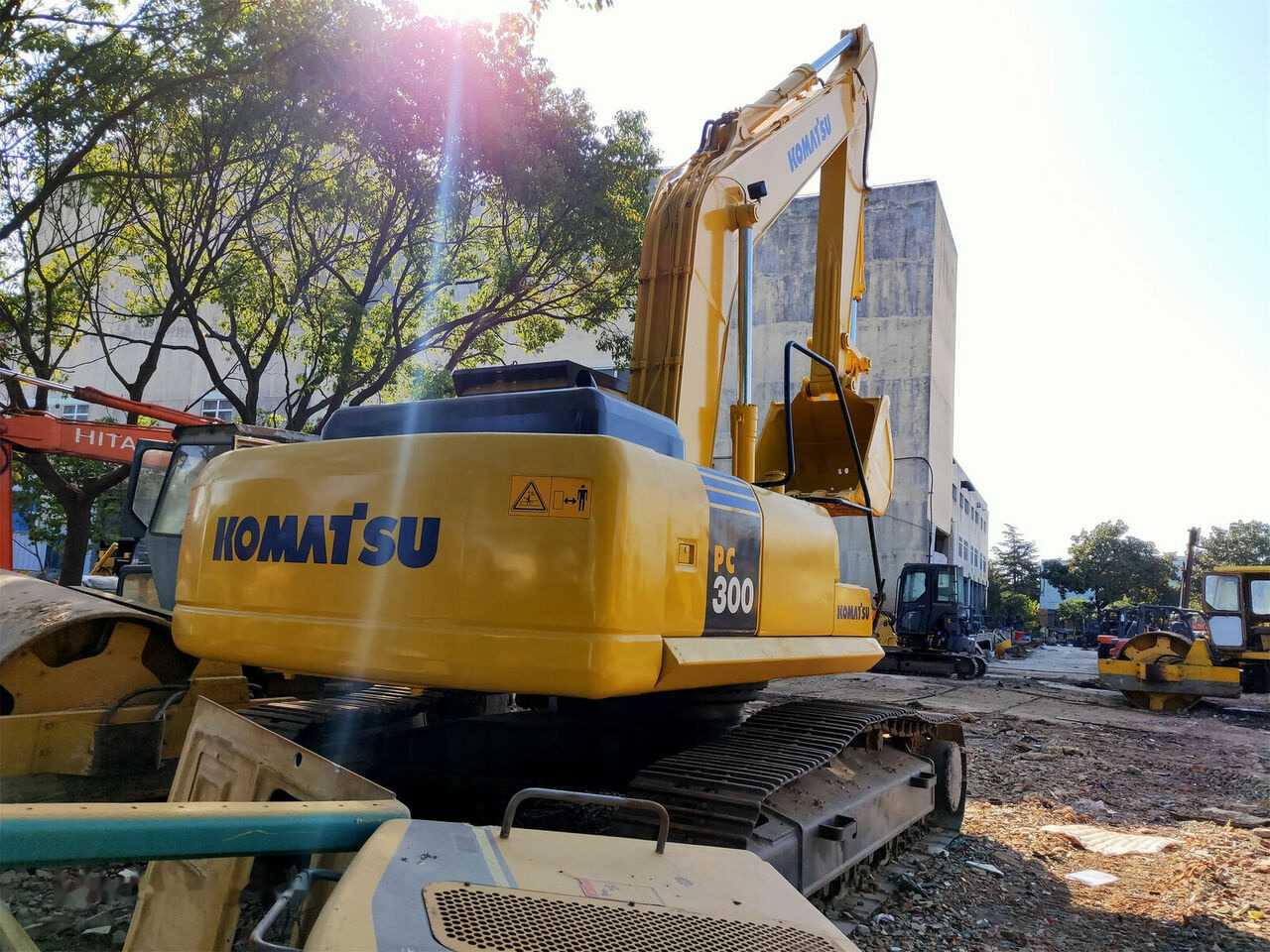 Komatsu PC300-7 - Верижен багер: снимка 5 Komatsu PC300-7 - Верижен багер: снимка 5