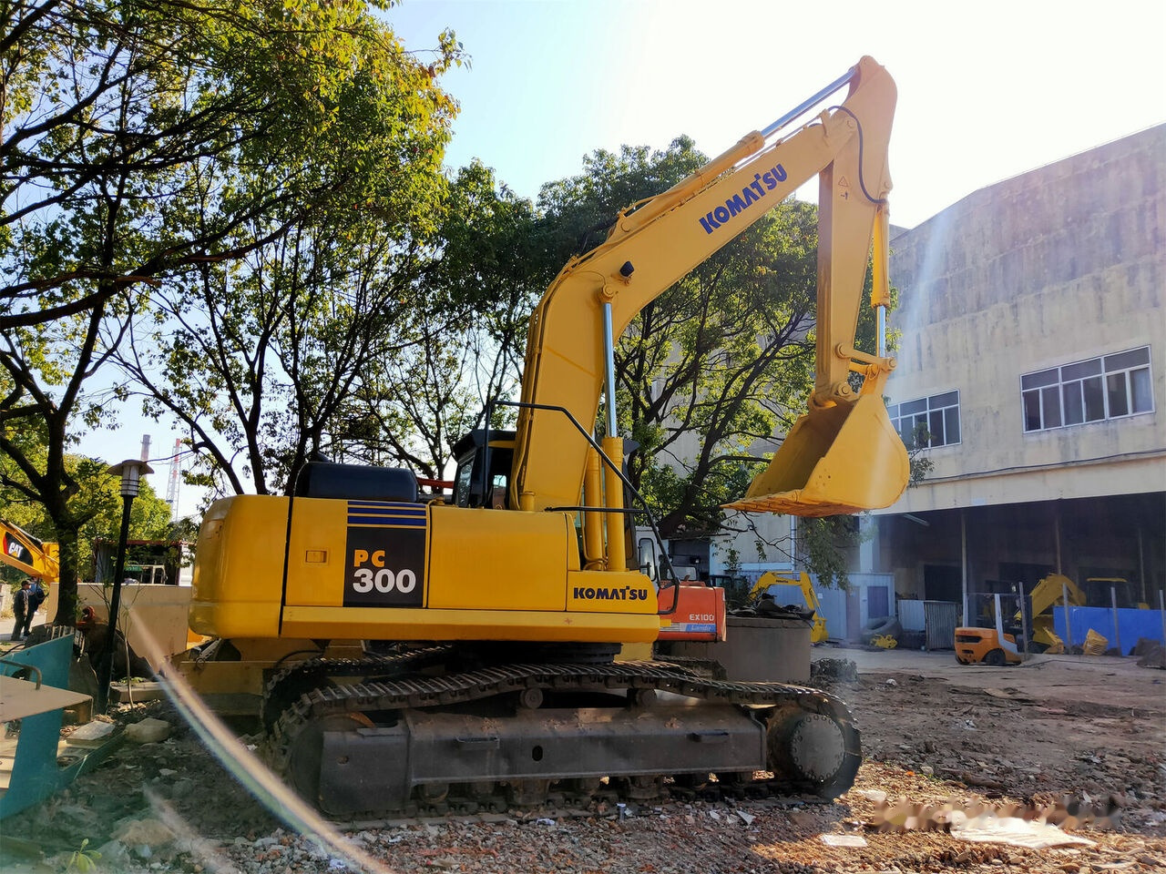 Komatsu PC300-7 - Верижен багер: снимка 1 Komatsu PC300-7 - Верижен багер: снимка 1