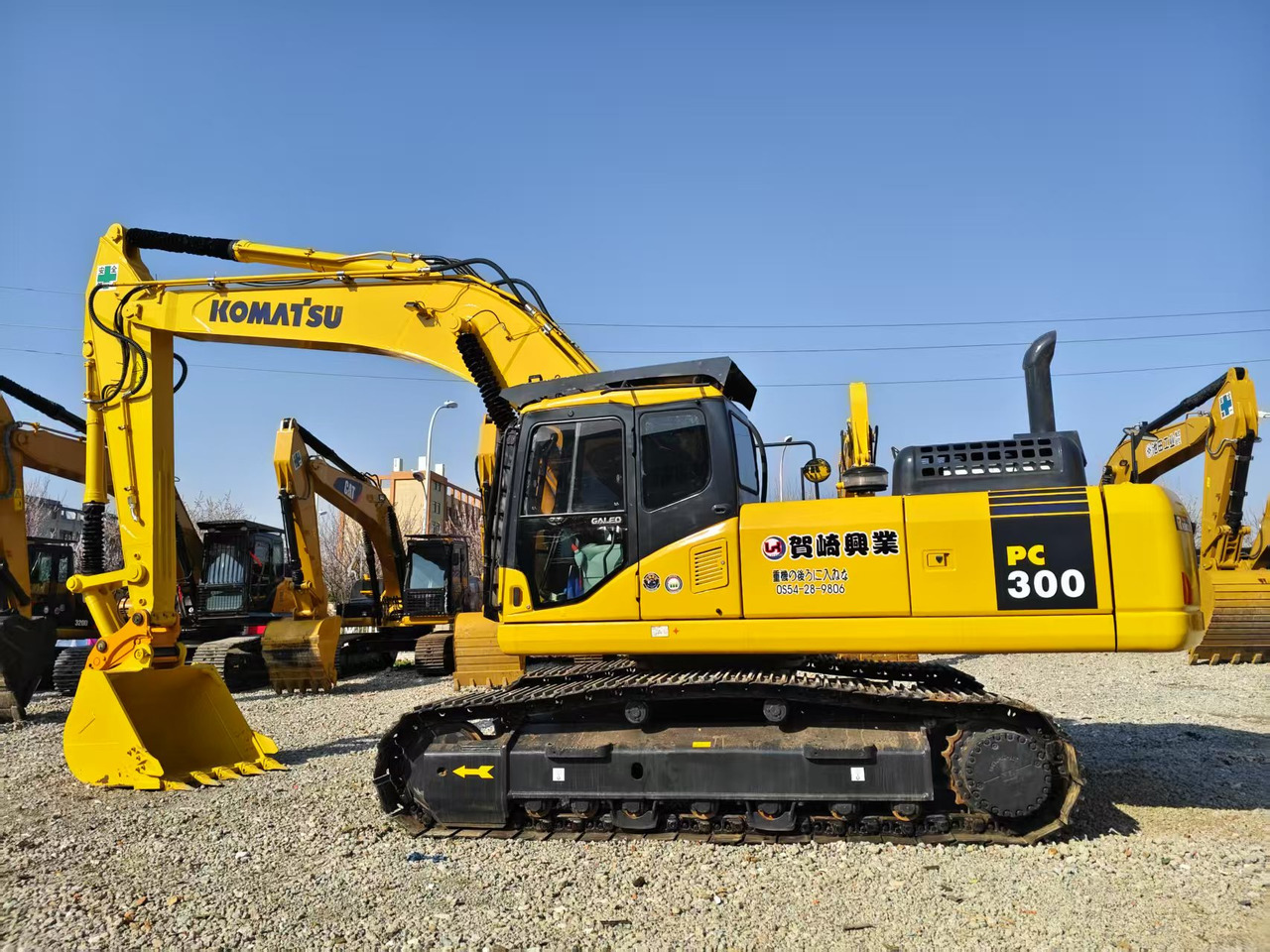 Komatsu PC300-7 - Верижен багер: снимка 2 Komatsu PC300-7 - Верижен багер: снимка 2