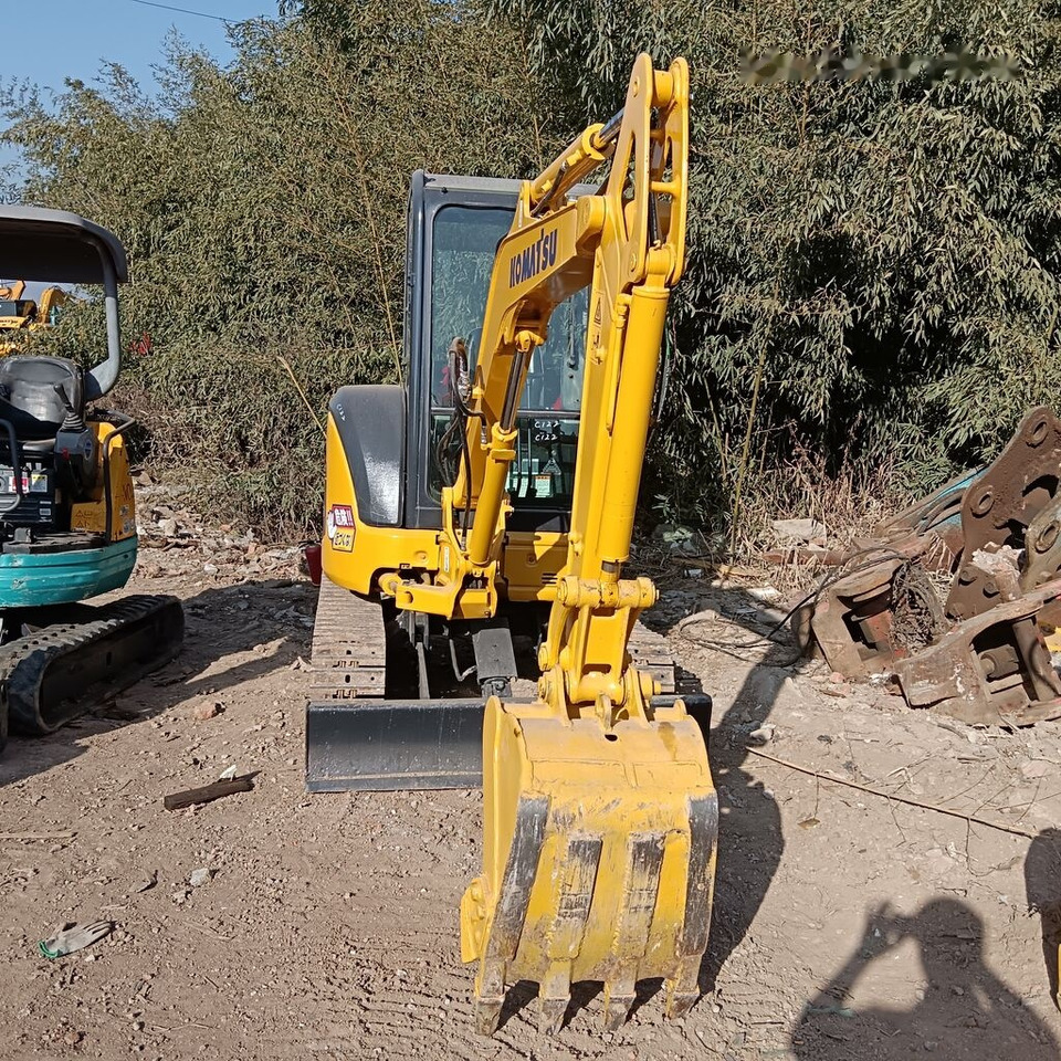 Komatsu PC30MR - Мини багер: снимка 4 Komatsu PC30MR - Мини багер: снимка 4