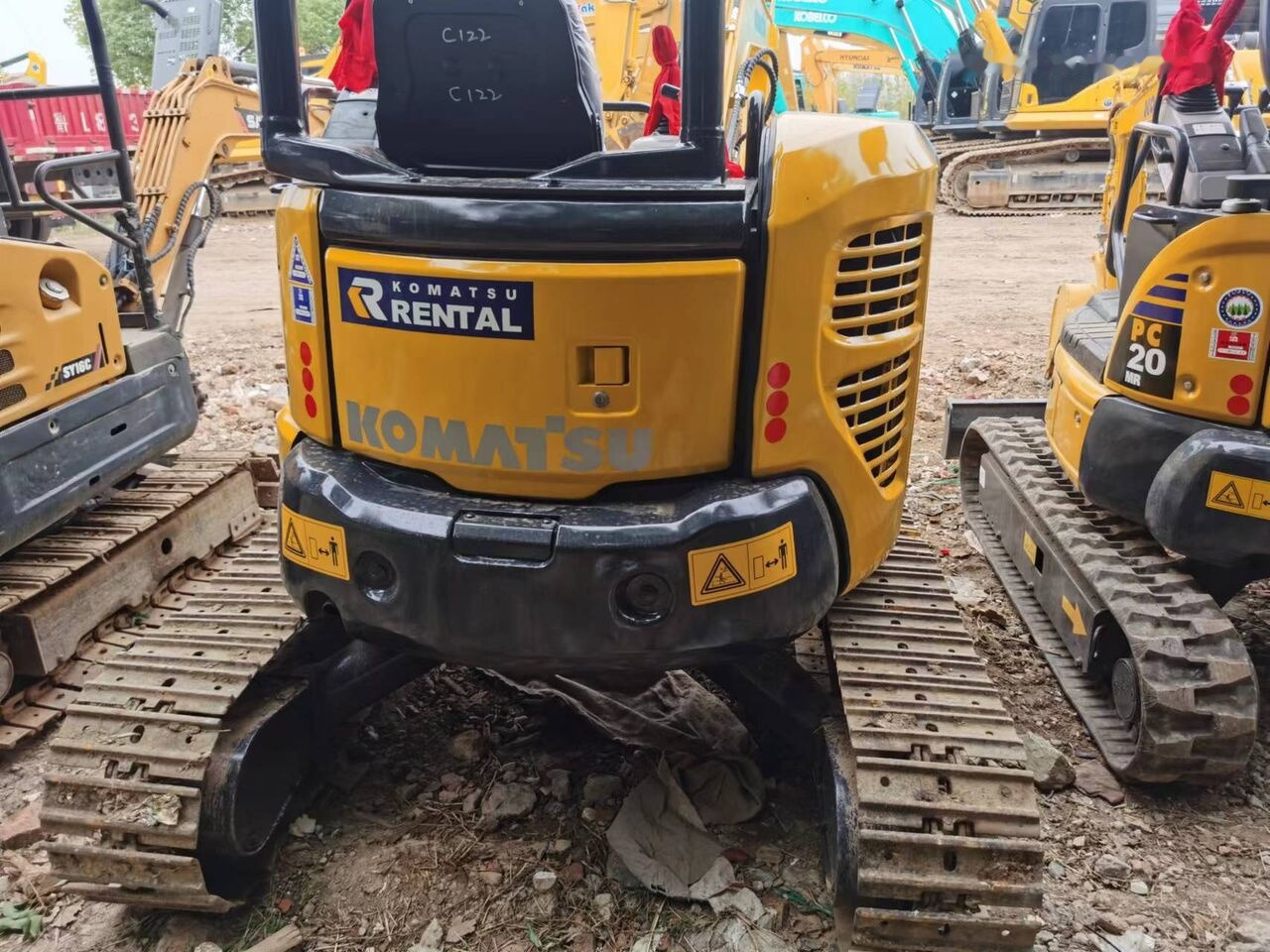 Komatsu PC35MR - Мини багер: снимка 4 Komatsu PC35MR - Мини багер: снимка 4