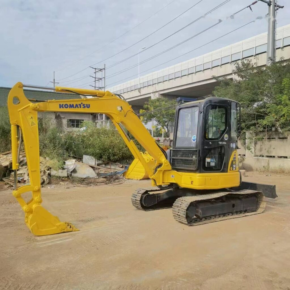 Komatsu PC50MR - Мини багер: снимка 1 Komatsu PC50MR - Мини багер: снимка 1