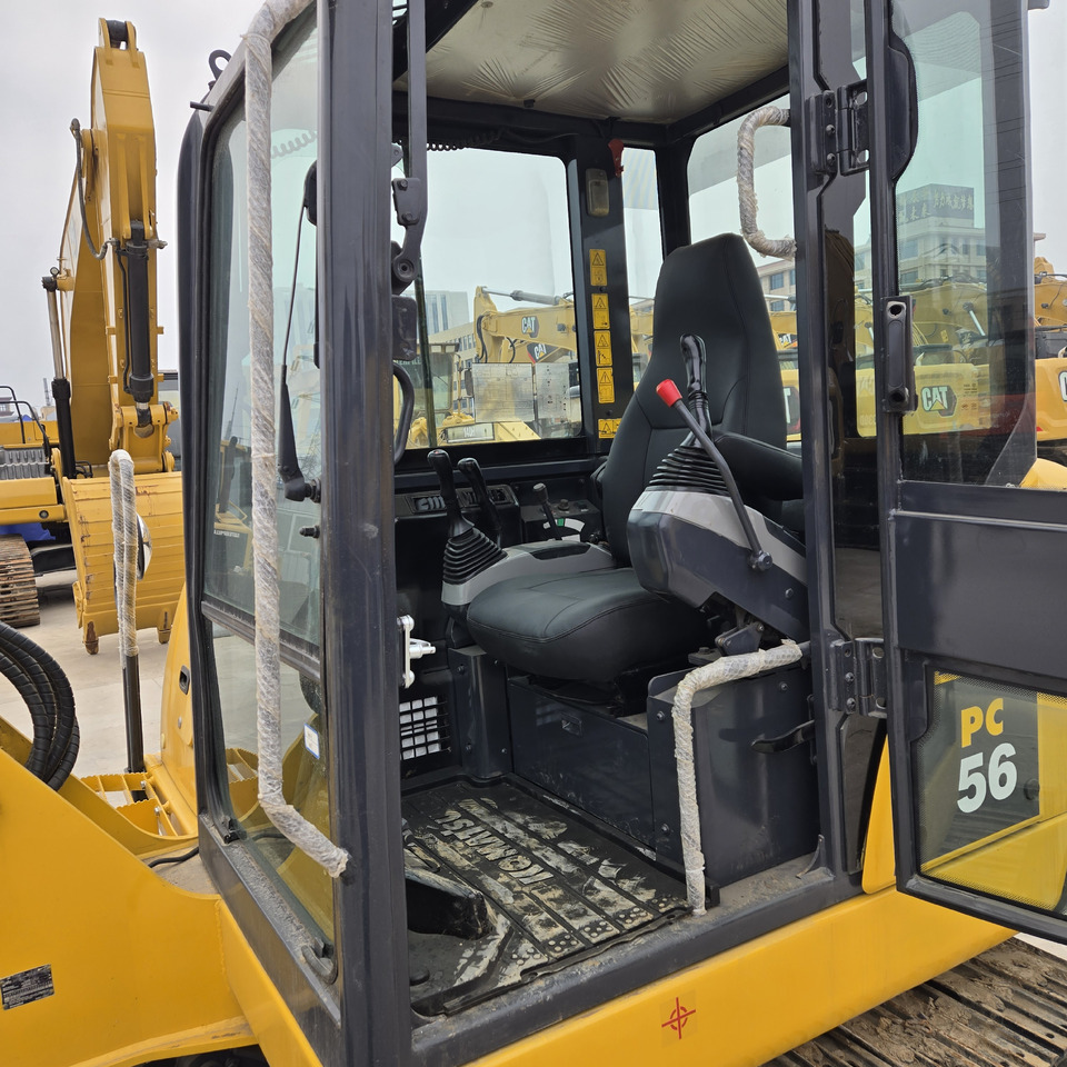 Мини багер Komatsu PC56: снимка 9