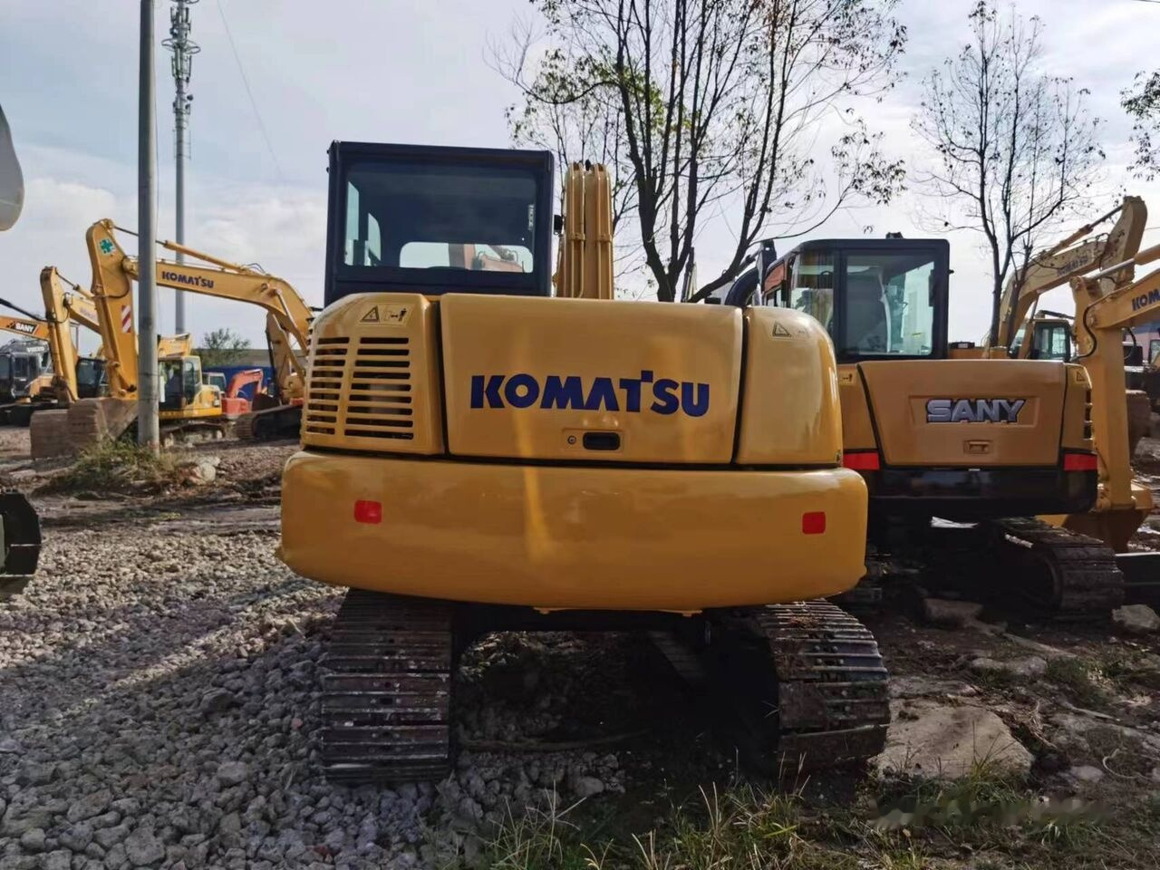 Komatsu PC70-8 - Мини багер: снимка 1 Komatsu PC70-8 - Мини багер: снимка 1