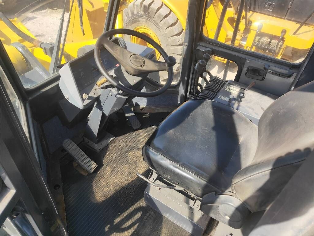 Колесен товарач Komatsu WA470: снимка 6