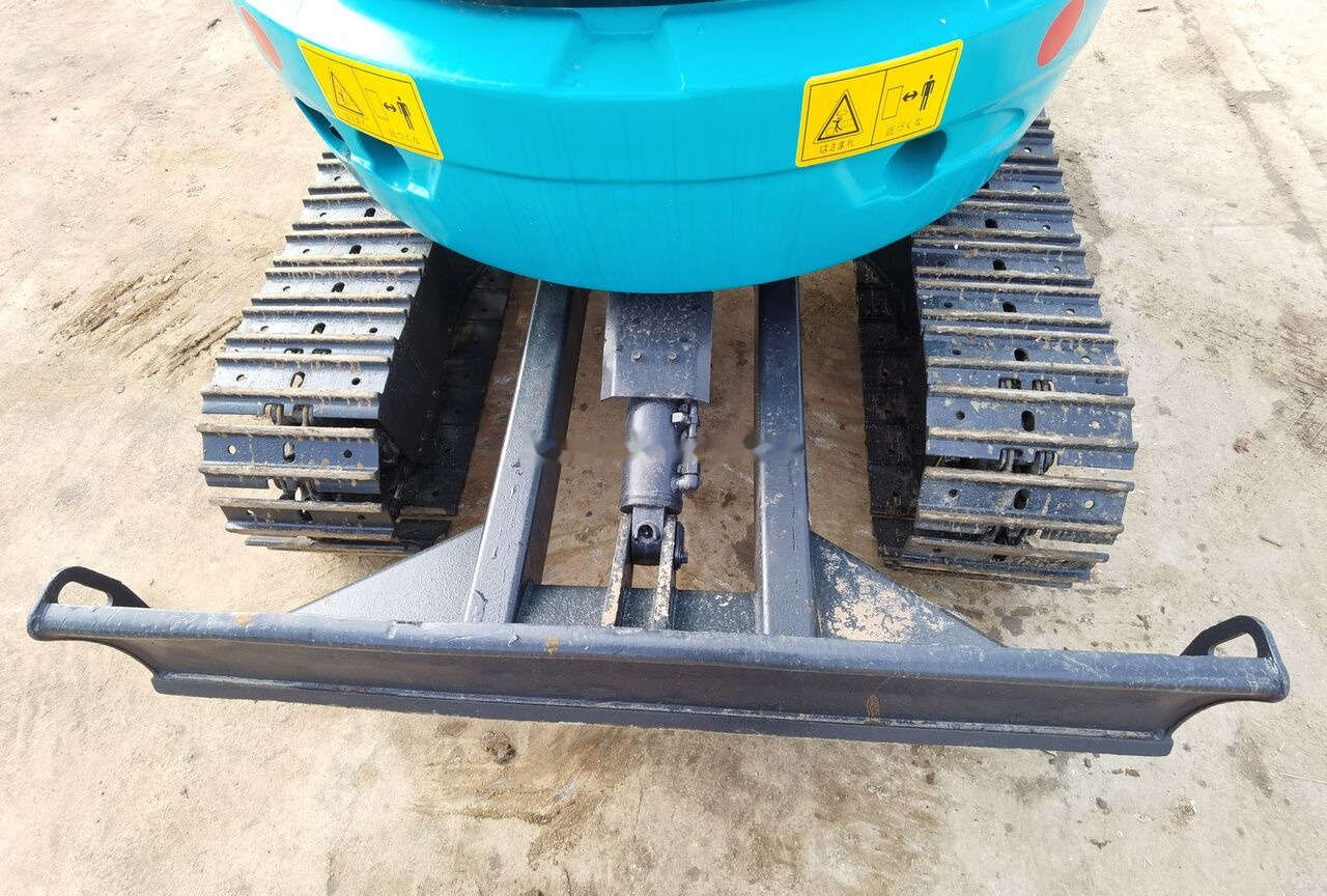 Kubota U25 - Мини багер: снимка 4 Kubota U25 - Мини багер: снимка 4