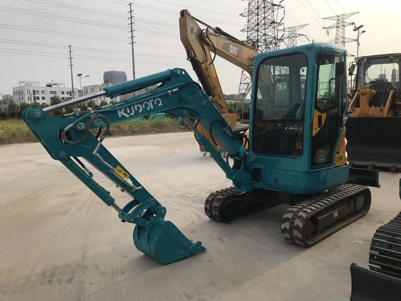 Kubota U25 - Мини багер: снимка 5 Kubota U25 - Мини багер: снимка 5