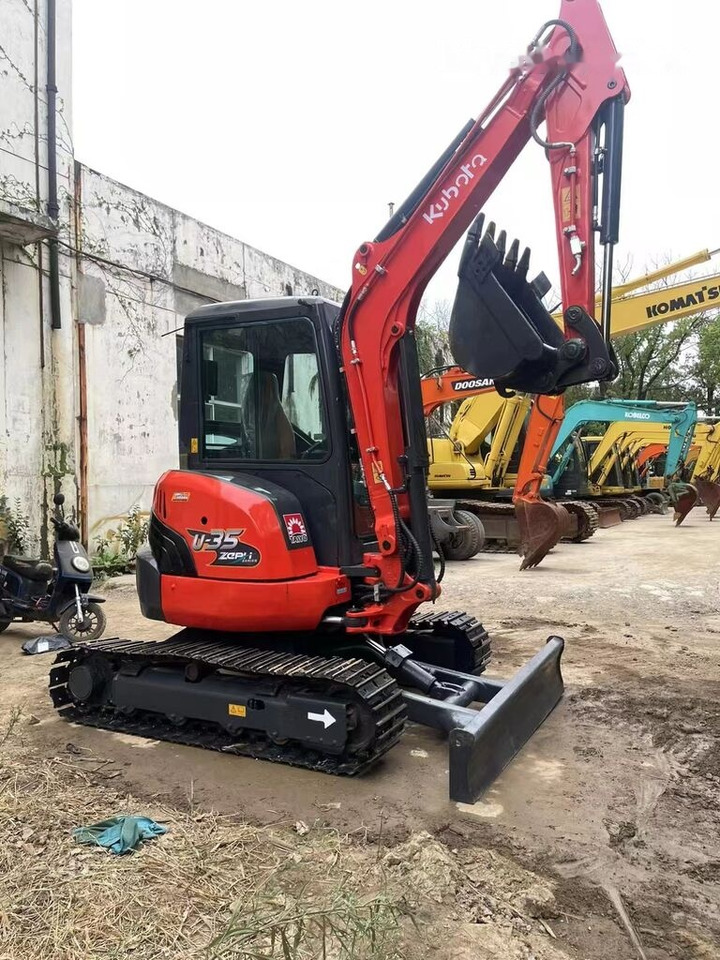 Kubota U35 - Мини багер: снимка 1 Kubota U35 - Мини багер: снимка 1