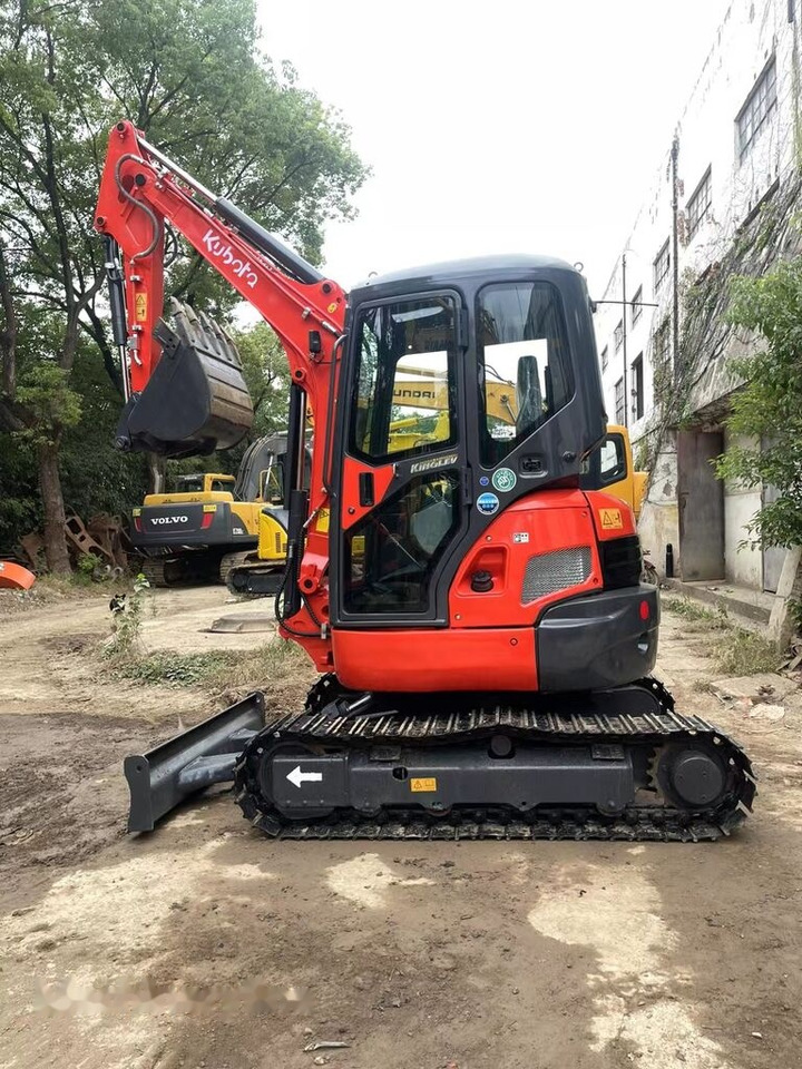 Kubota U35 - Мини багер: снимка 2 Kubota U35 - Мини багер: снимка 2