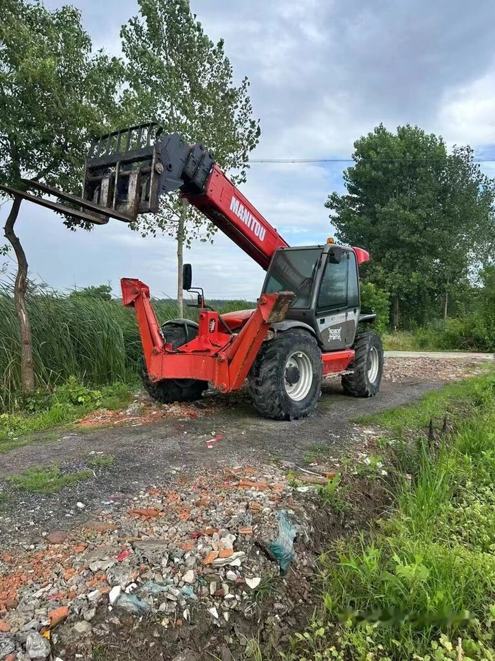 Manitou MT1740 - Телескопичен товарач: снимка 4 Manitou MT1740 - Телескопичен товарач: снимка 4