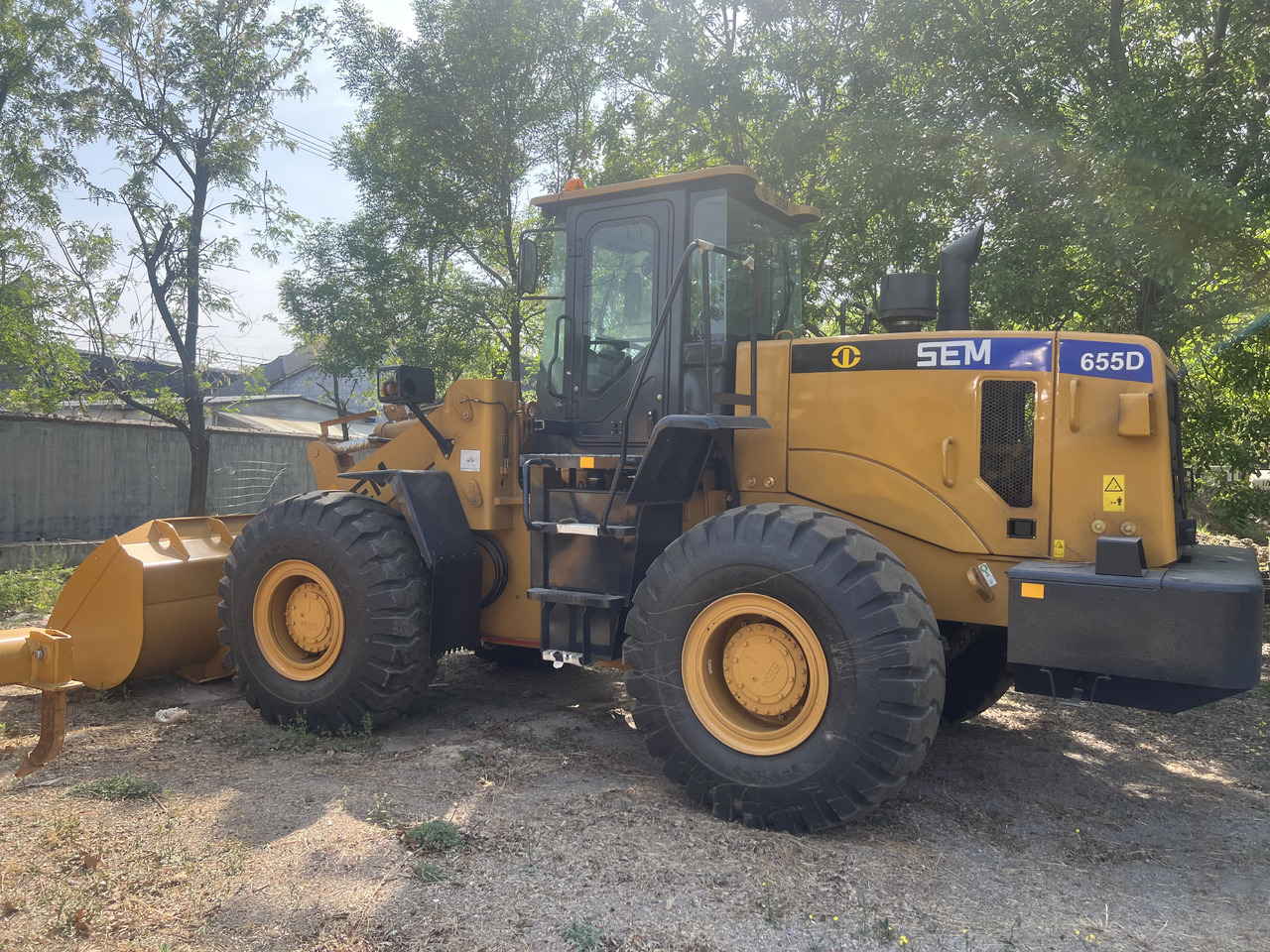 SEM SEM655D - Колесен товарач: снимка 1 SEM SEM655D - Колесен товарач: снимка 1