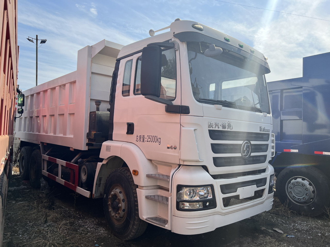 SHACMAN M3000 - Самосвал камион: снимка 2 SHACMAN M3000 - Самосвал камион: снимка 2