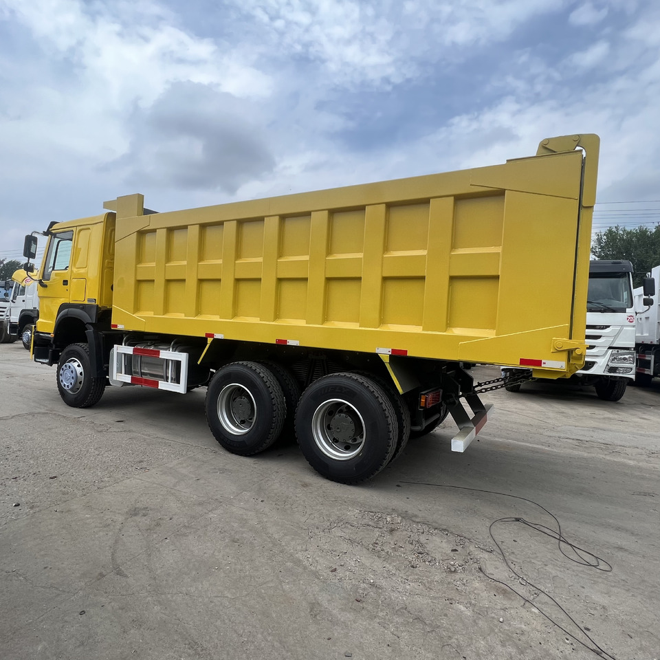 SINOTRUK HOWO 6x4 - Самосвал камион: снимка 3 SINOTRUK HOWO 6x4 - Самосвал камион: снимка 3