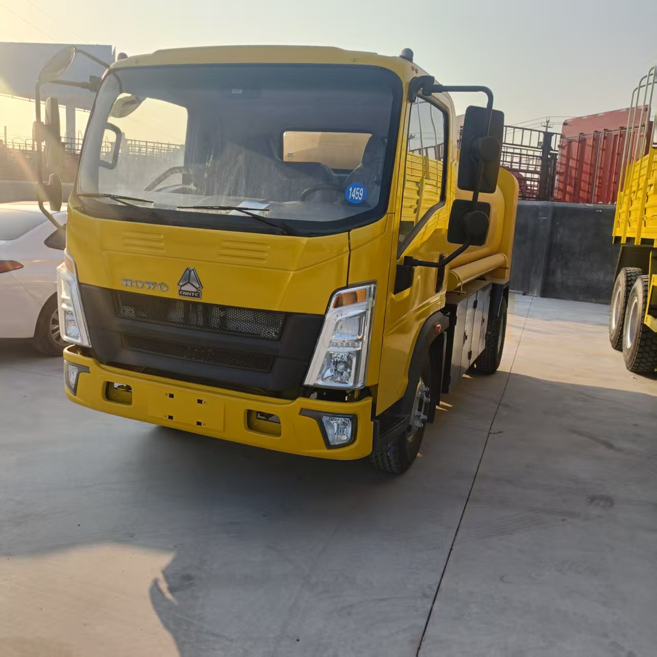SINOTRUK HOWO - Камион цистерна: снимка 5 SINOTRUK HOWO - Камион цистерна: снимка 5