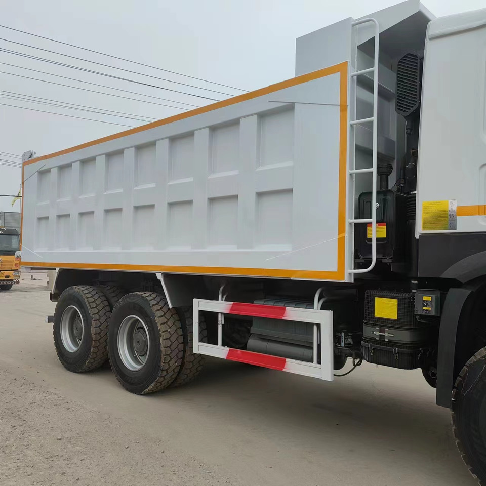 Самосвал камион SINOTRUK HOWO: снимка 6