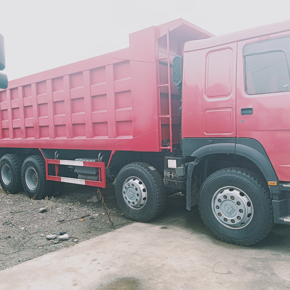 SINOTRUK HOWO - Самосвал камион: снимка 4 SINOTRUK HOWO - Самосвал камион: снимка 4