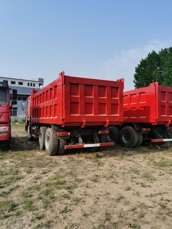 SINOTRUK HOWO - Самосвал камион: снимка 3 SINOTRUK HOWO - Самосвал камион: снимка 3