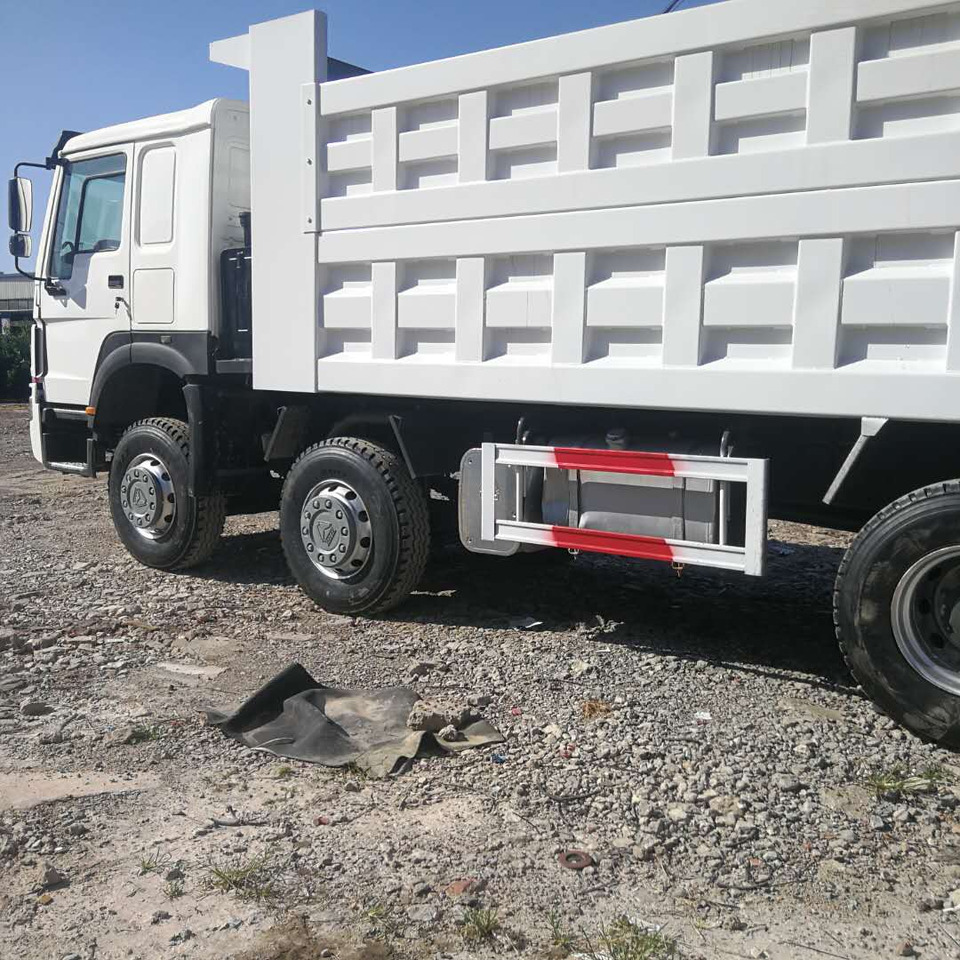 SINOTRUK HOWO - Самосвал камион: снимка 1 SINOTRUK HOWO - Самосвал камион: снимка 1