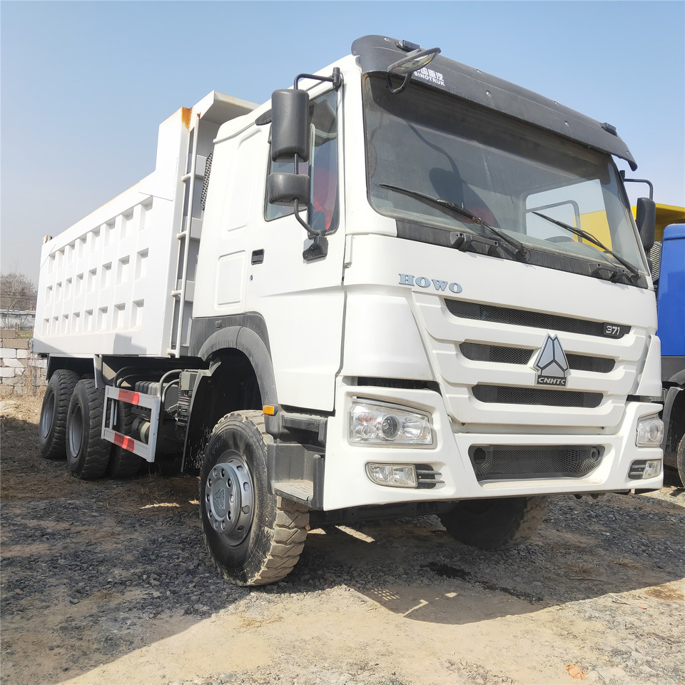 Самосвал камион SINOTRUK HOWO: снимка 8