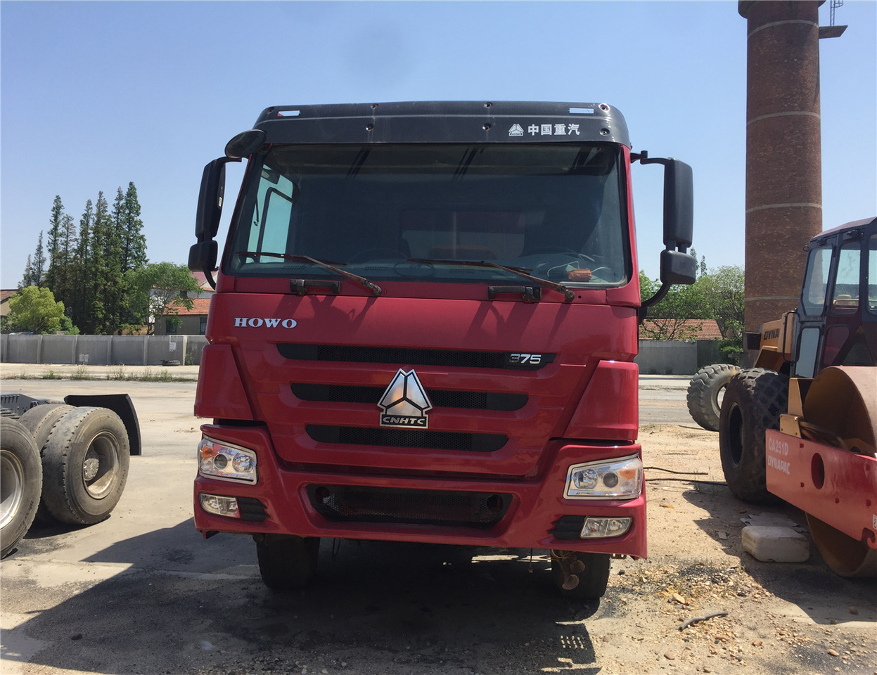 SINOTRUK HOWO - Самосвал камион: снимка 1 SINOTRUK HOWO - Самосвал камион: снимка 1