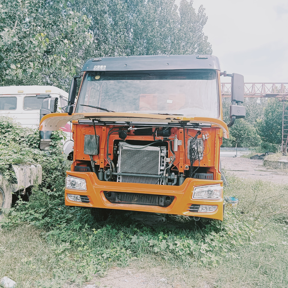 SINOTRUK HOWO - Самосвал камион: снимка 2 SINOTRUK HOWO - Самосвал камион: снимка 2