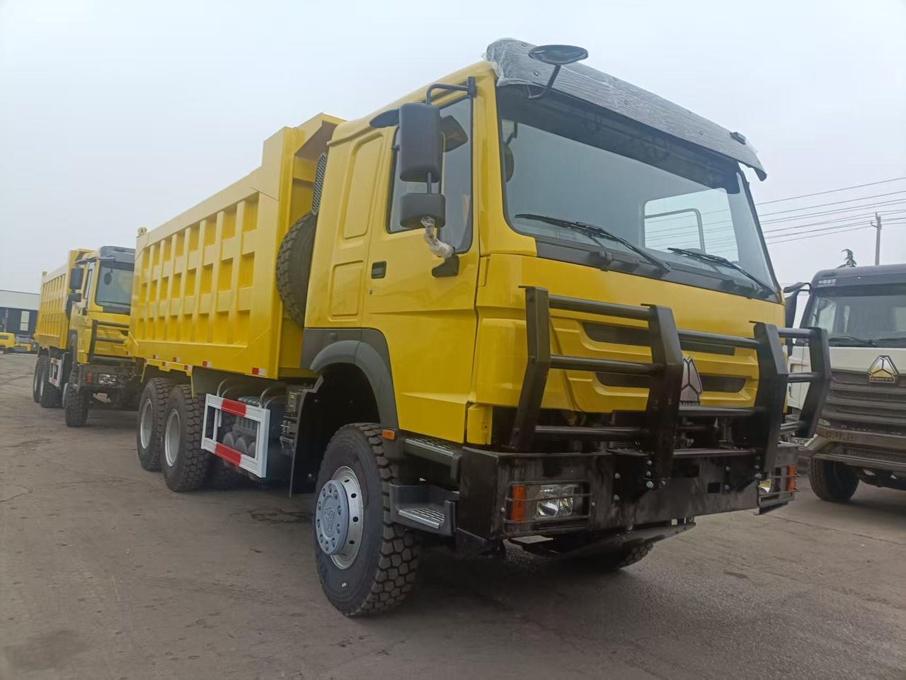 SINOTRUK HOWO - Самосвал камион: снимка 5 SINOTRUK HOWO - Самосвал камион: снимка 5