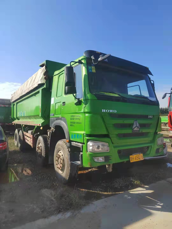 SINOTRUK HOWO - Камион фургон: снимка 2 SINOTRUK HOWO - Камион фургон: снимка 2