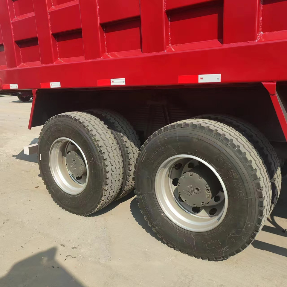 Самосвал камион SINOTRUK HOWO: снимка 10