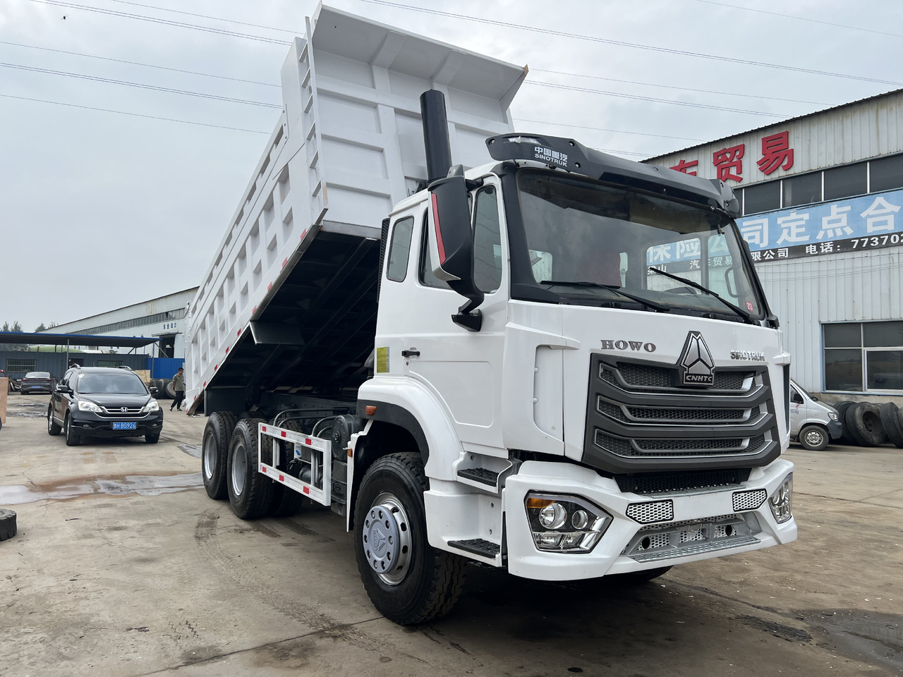 SINOTRUK HOWO - Самосвал камион: снимка 3 SINOTRUK HOWO - Самосвал камион: снимка 3