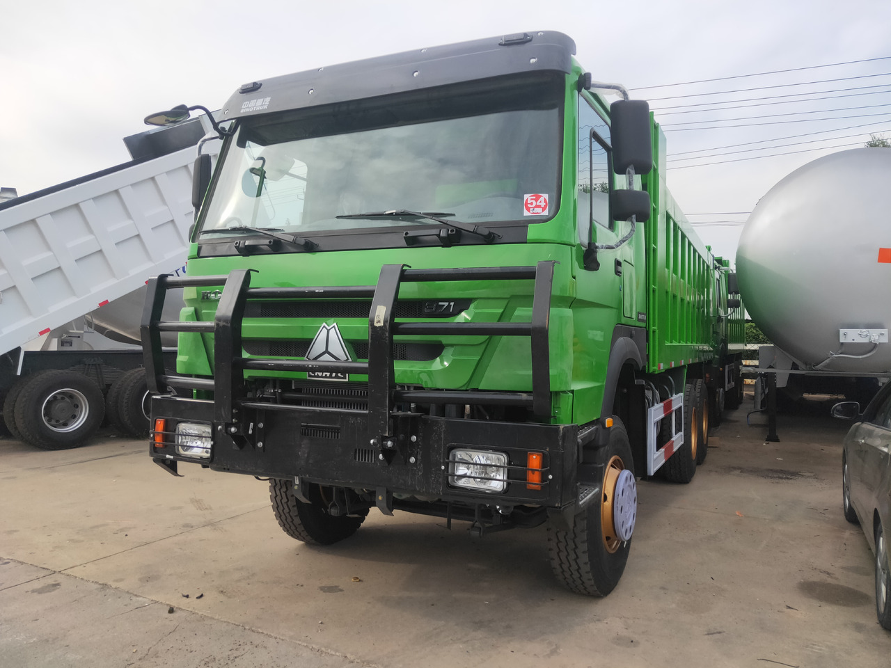 SINOTRUK Howo - Самосвал камион: снимка 2 SINOTRUK Howo - Самосвал камион: снимка 2