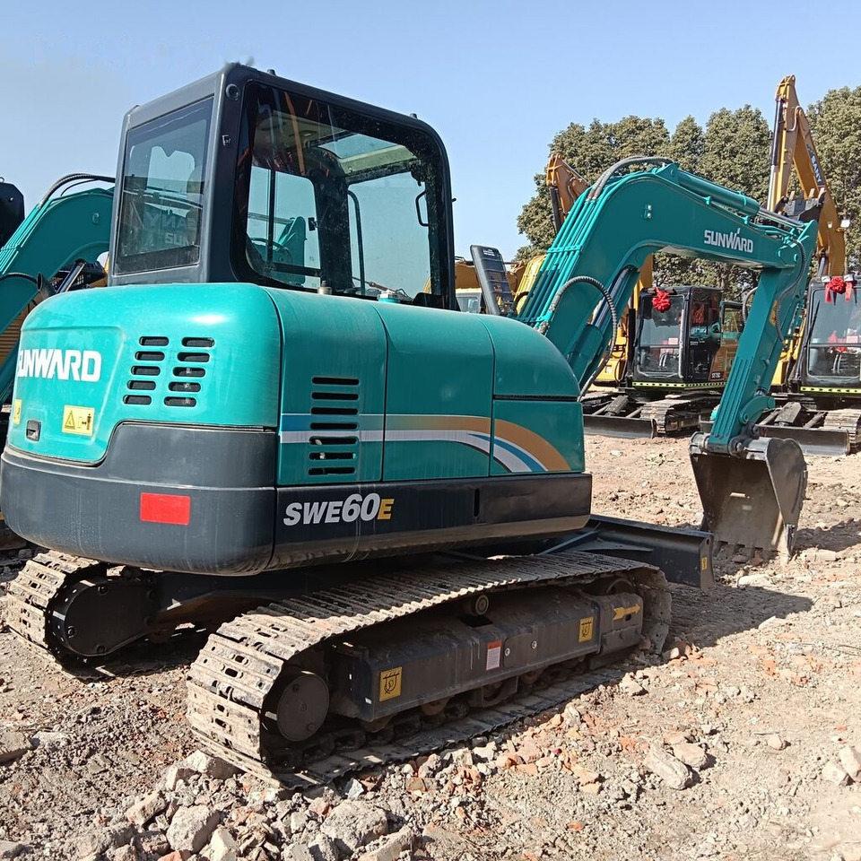 Sunward SWE60E - Мини багер: снимка 4 Sunward SWE60E - Мини багер: снимка 4