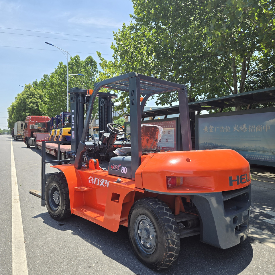 Toyota FD35 - Дизелов мотокар: снимка 2 Toyota FD35 - Дизелов мотокар: снимка 2