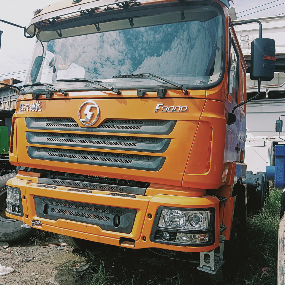 SHACMAN F3000 - Влекач: снимка 2 SHACMAN F3000 - Влекач: снимка 2
