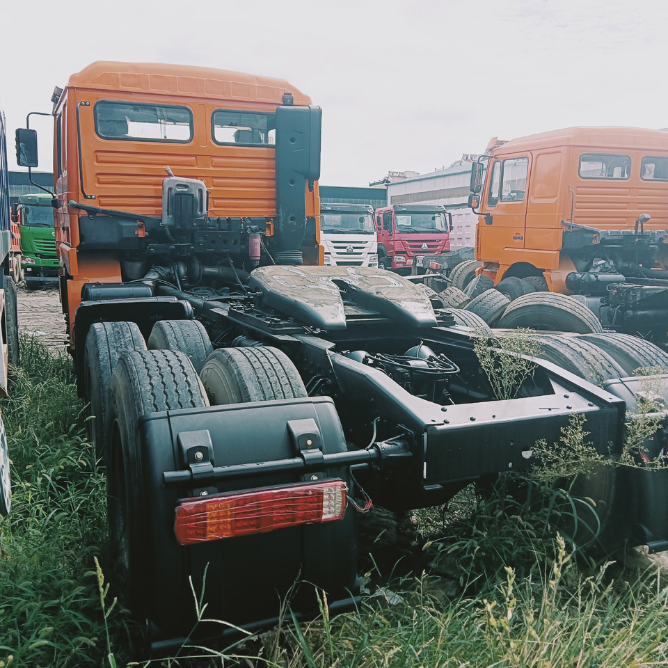 SHACMAN F3000 - Влекач: снимка 5 SHACMAN F3000 - Влекач: снимка 5