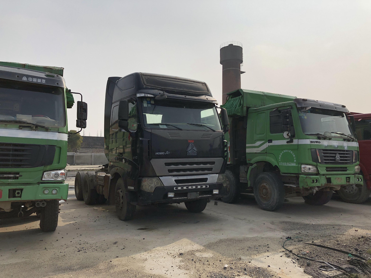 SINOTRUK HOWO A7 - Влекач: снимка 1 SINOTRUK HOWO A7 - Влекач: снимка 1