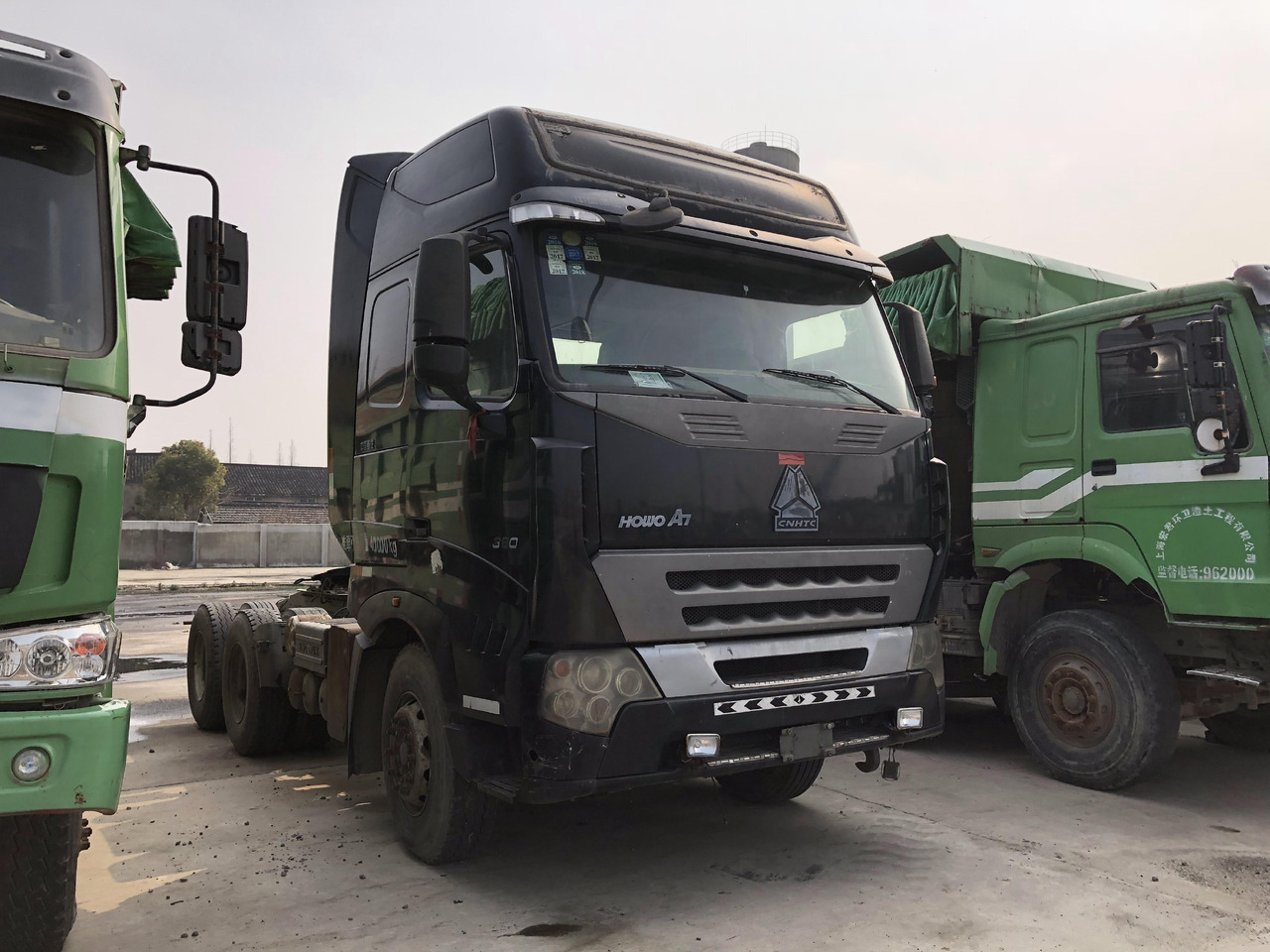 SINOTRUK HOWO A7 - Влекач: снимка 2 SINOTRUK HOWO A7 - Влекач: снимка 2
