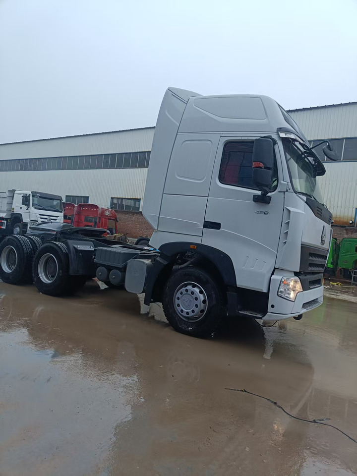 SINOTRUK HOWO - Влекач: снимка 2 SINOTRUK HOWO - Влекач: снимка 2