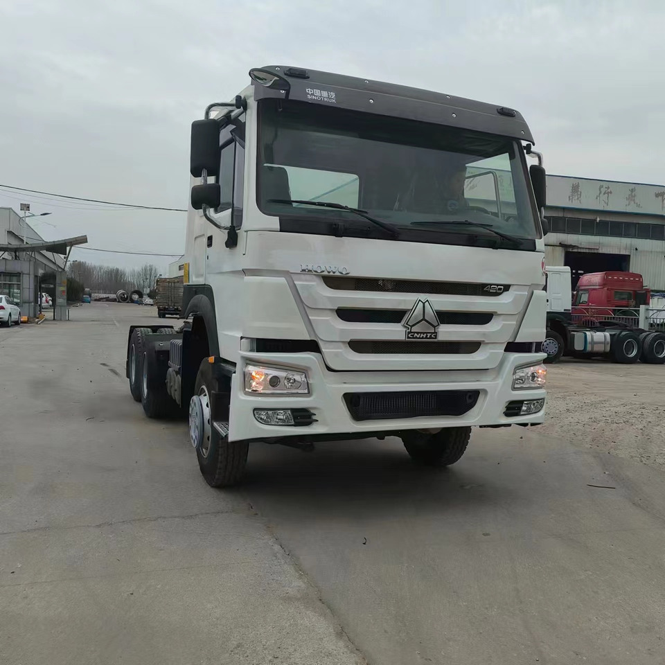 SINOTRUK HOWO trailer head - Влекач: снимка 3 SINOTRUK HOWO trailer head - Влекач: снимка 3